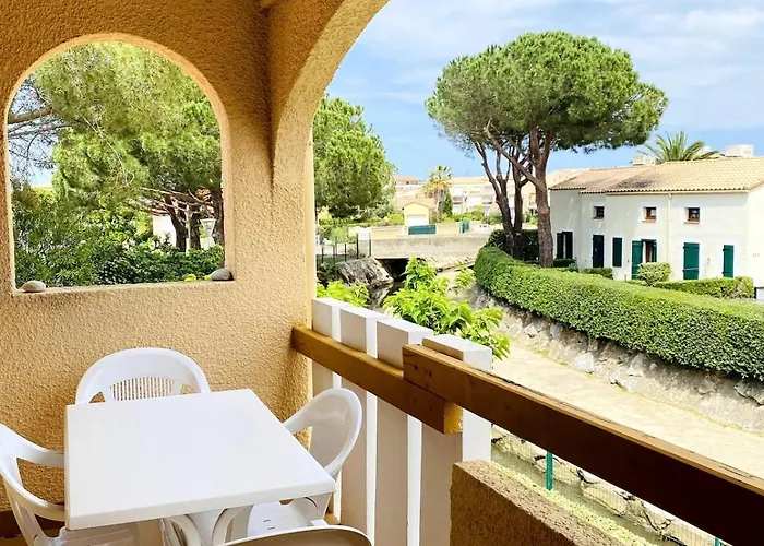 Mezzanine Sur La Lagune Avec Piscine *